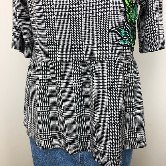 Zara Gray Houndstooth Leaf Patch Peplum Blouse Size S - Picture 3 of 10